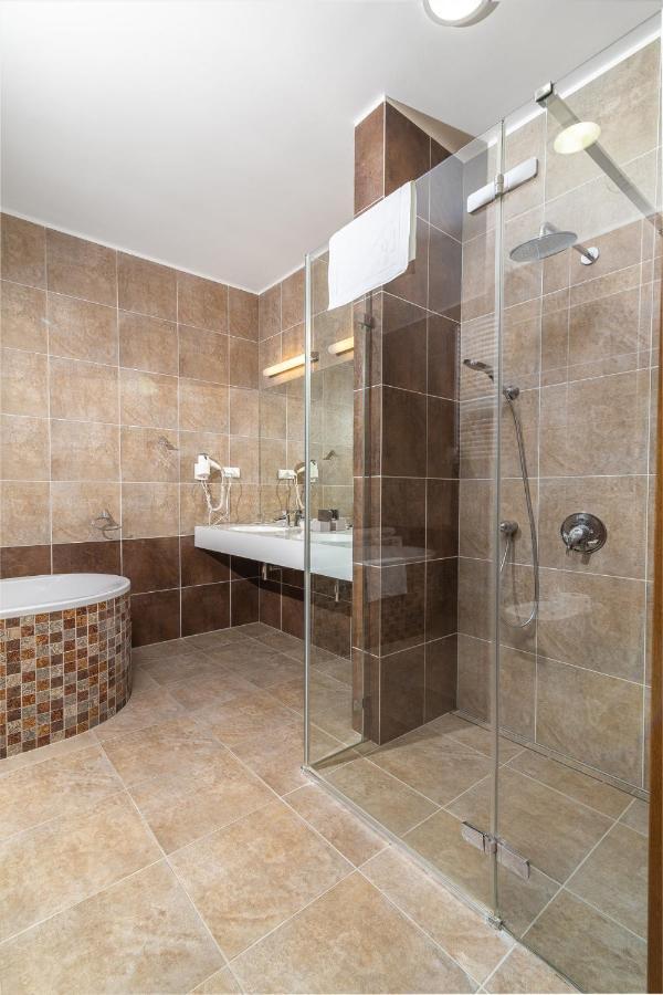 Ostrzyce Spa Bagian luar foto